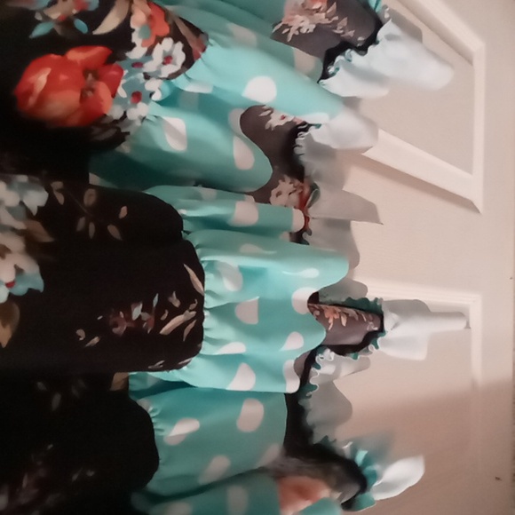 Women's Hi-Lo custom top 2x - Picture 3 of 4